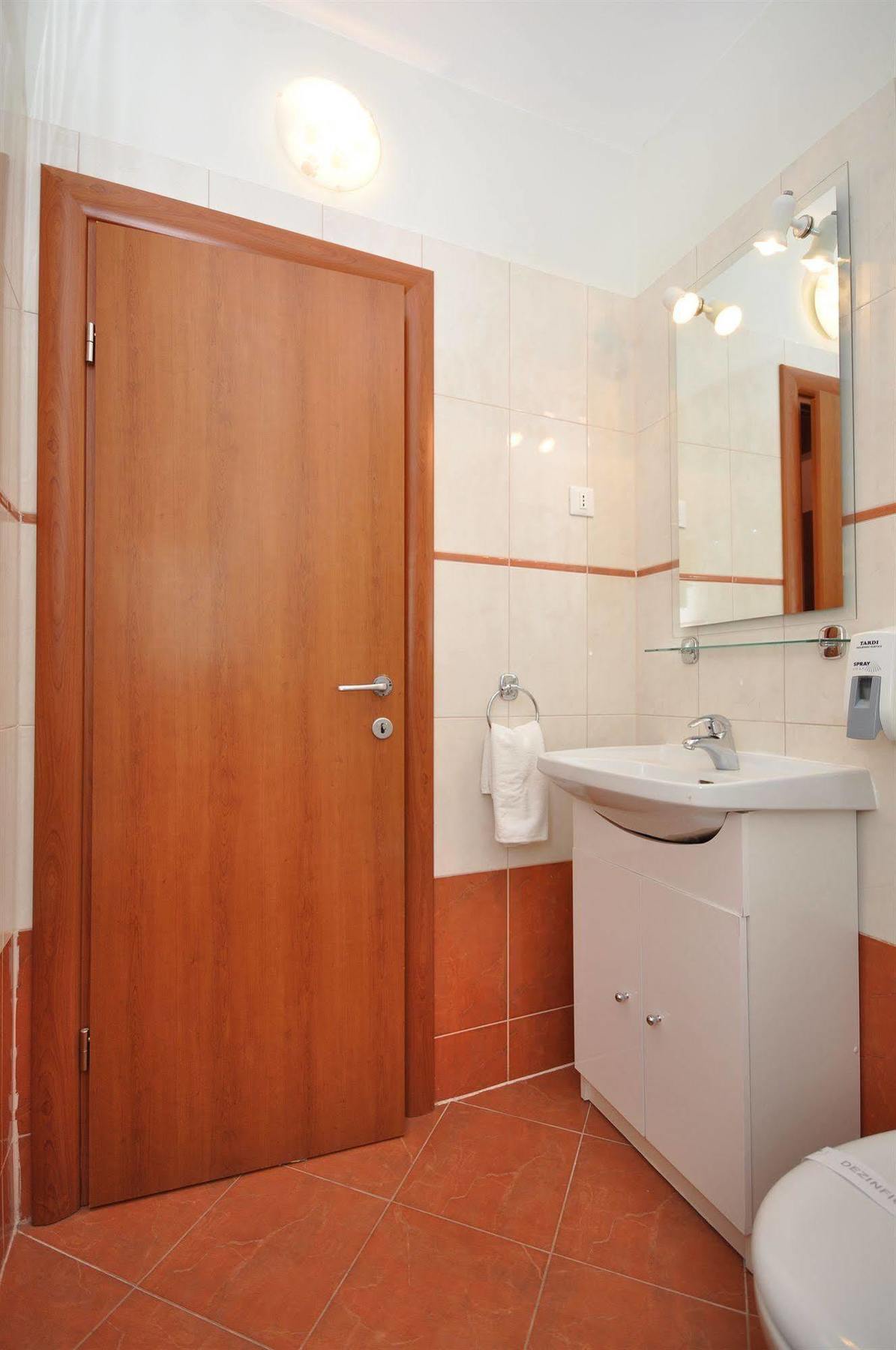 Villa Cezar Kaštel Lukšić 외부 사진