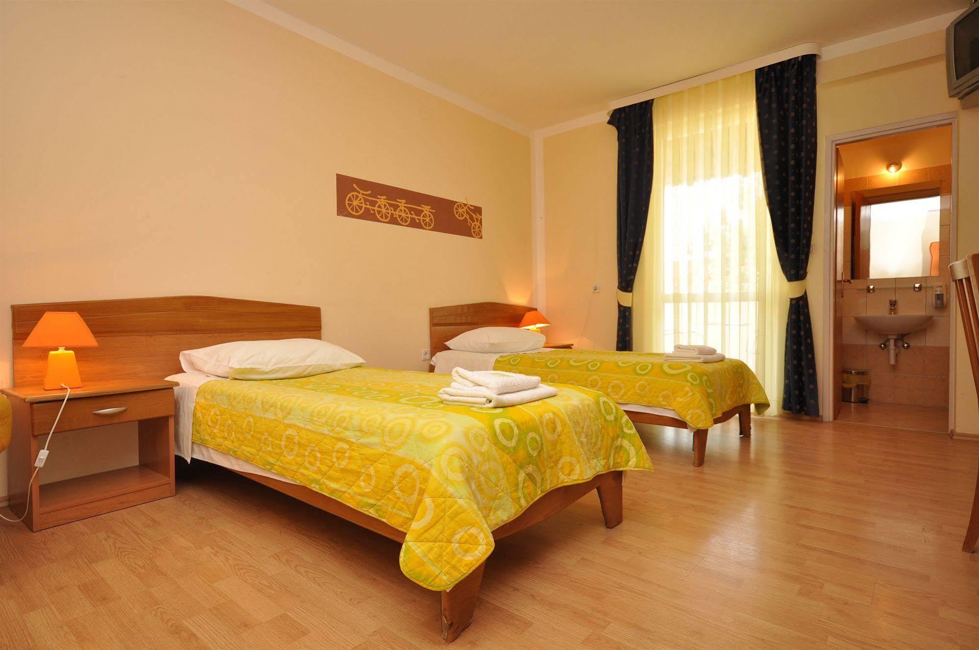 Villa Cezar Kaštel Lukšić 외부 사진