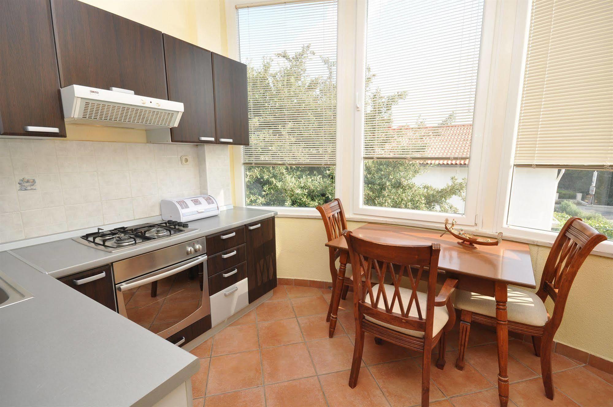 Villa Cezar Kaštel Lukšić 외부 사진